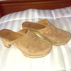 Ugg Australia Abbie Shearling lined Clogs, Tan